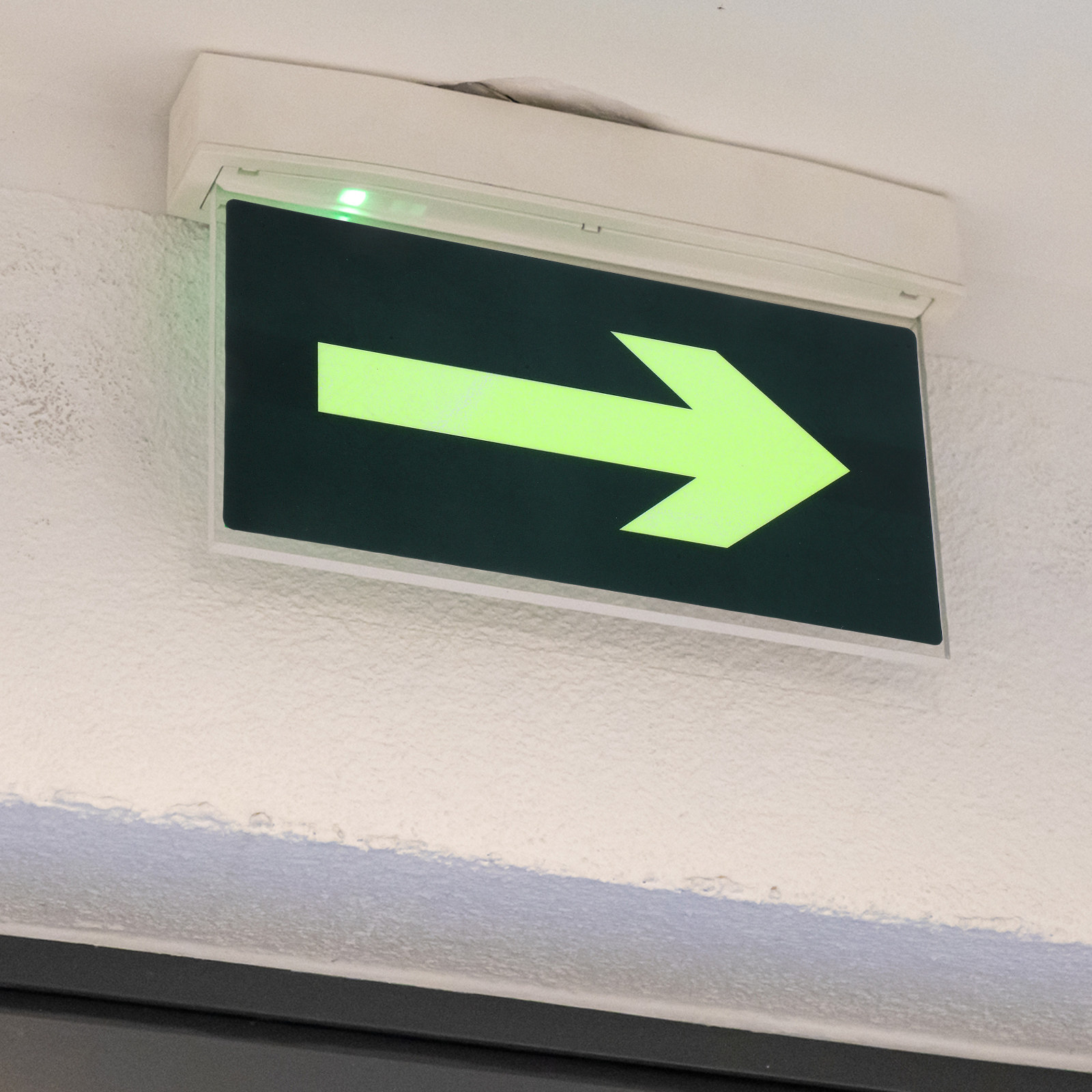 8Pcs Luminescent Waterproof Ex - огляд і ціна Emergency Exit Sign